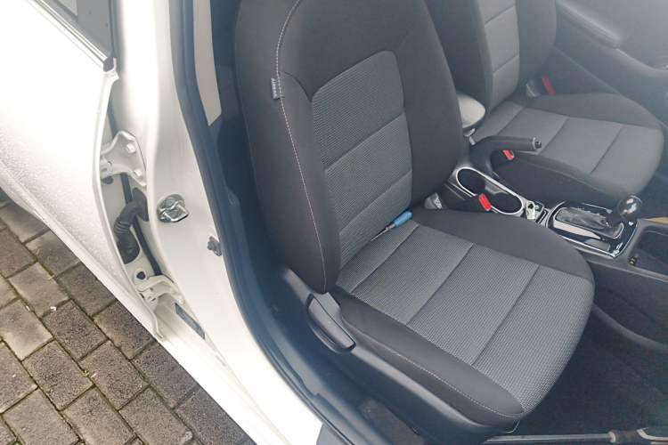 Used Kia K3 2016 1.6L Automatic GLS
