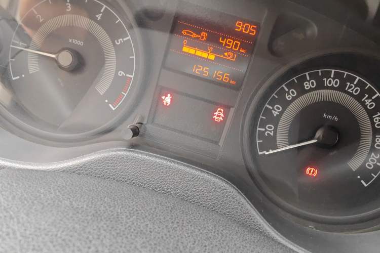 Used Peugeot 301 2014 1.6L Manual Comfort Edition Odometer Close Up