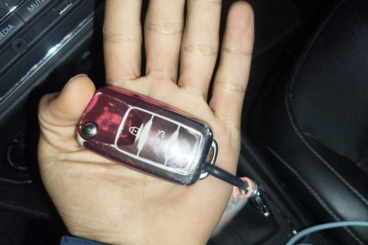 Used Volkswagen Lavida 2017 1.6L Automatic Comfort Edition
