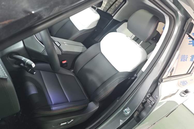 Used BAIC Off-Road BJ30 2024 1.5T Light Wilderness Pro Edition
