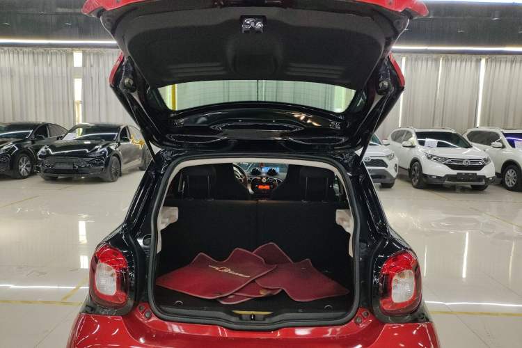 Used smart forfour 2016 1.0L 52 kW Passion Edition