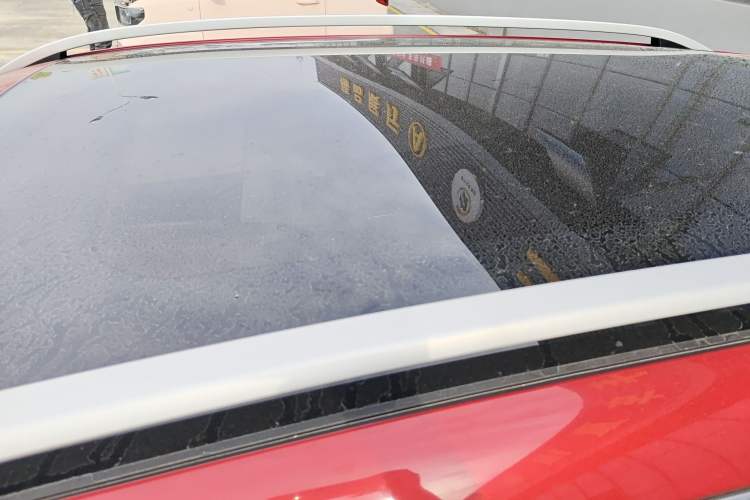 Used Haval H2s 2018 Red-Label 1.5T Dual-Clutch Luxury Model Roof