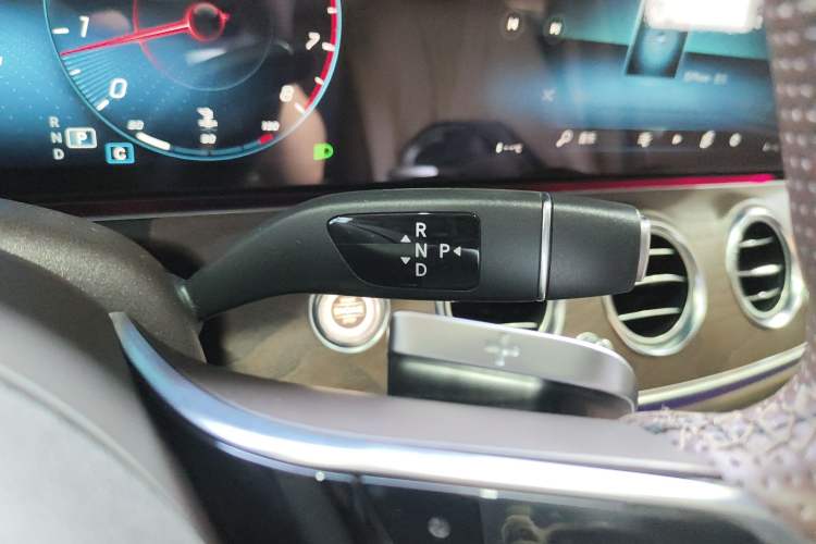 Used Mercedes-Benz E-Class 2022 E 260 L