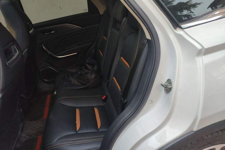 Used Bestune T77 2019 230 TID Automatic Prestige Version China VI Emission Standard