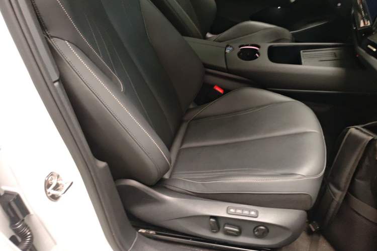 Used Volkswagen ID.UNYX 2024 Revised Ultra Long-Range Version Right Front Seat