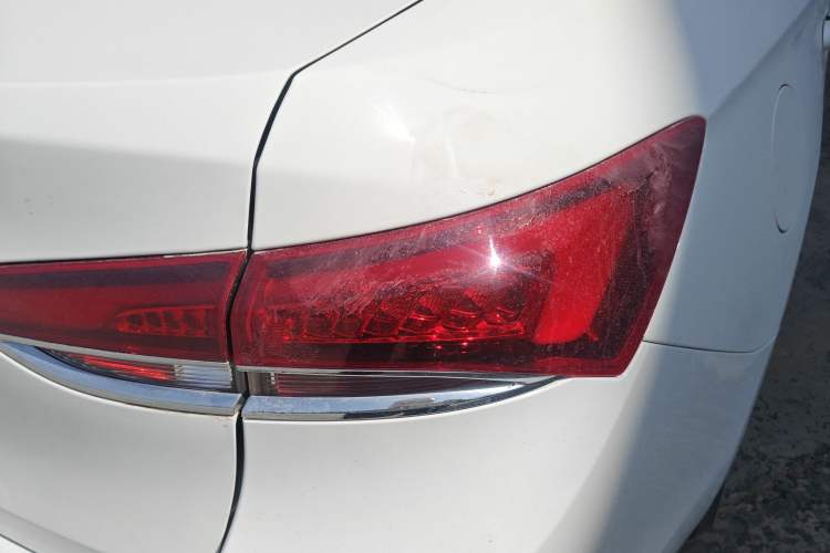 Used Buick GT 2021 Revised Version Flagship 1.5L Automatic Elite Edition Right Rear Taillight