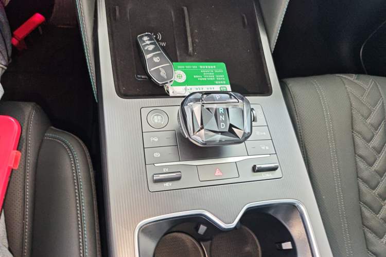 Used BYD Song L DM-i 2025 Intelligent Driving Version 112 km Beyond-Range Type
