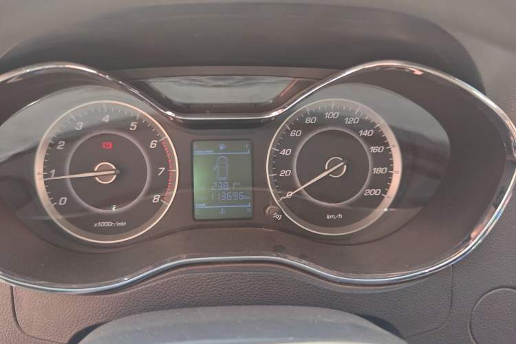 Used Baojun 560 2016 1.8L Manual Comfort Edition Instrument Cluster