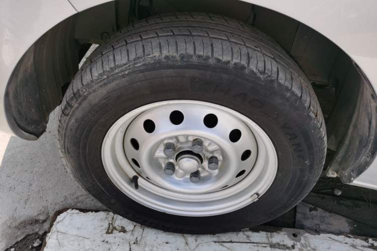 Used JAC Refine M3 2023 PLUS 1.5T 5/7-seat Classic Edition