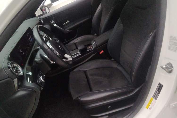 Used Mercedes-Benz A-Class 2021 A 200 L Sport Sedan Fashion Model Left Front Seat