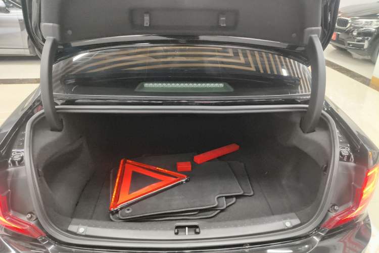 Used Volvo S90 2017 T4 Zhiyi Edition