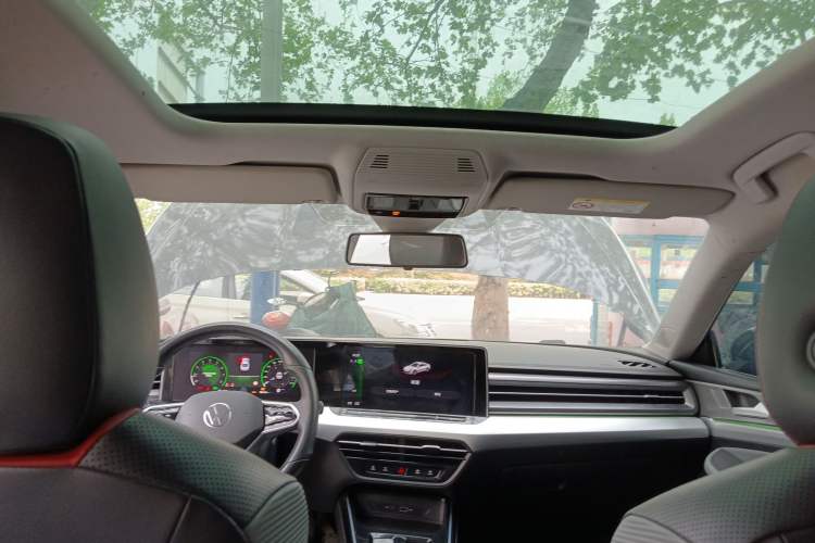 Used Volkswagen Lamando 2023 Lavida L 280TSI DSG Cool & Spicy Edition Headliner