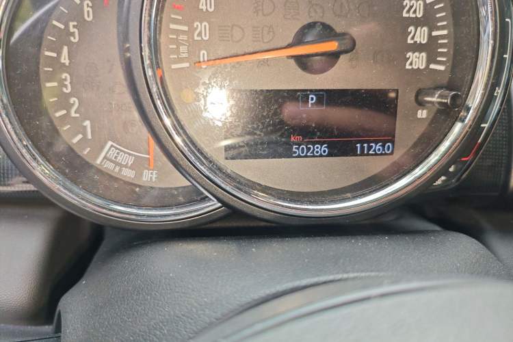 Used MINI MINI 2018 1.5T COOPER Artist
