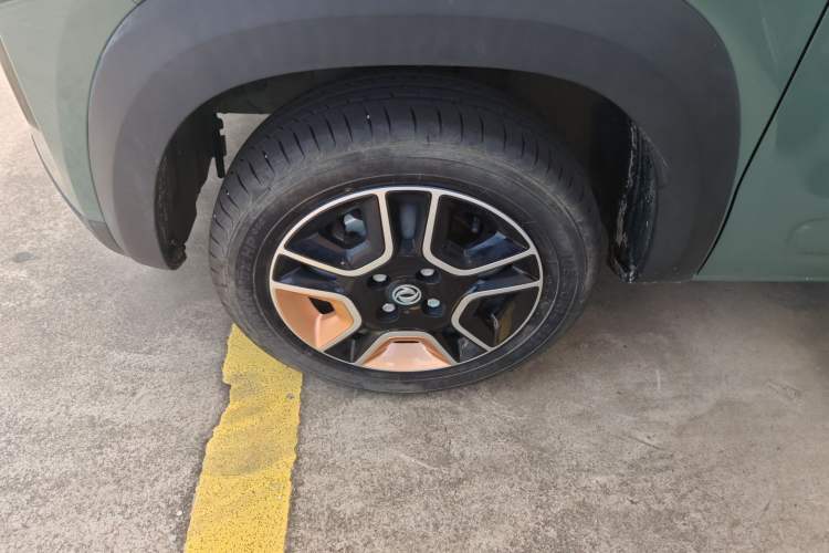 Used Dongfeng NAMMI BOX 2022 Champion Edition Light Wind Version 201KM Standard Model