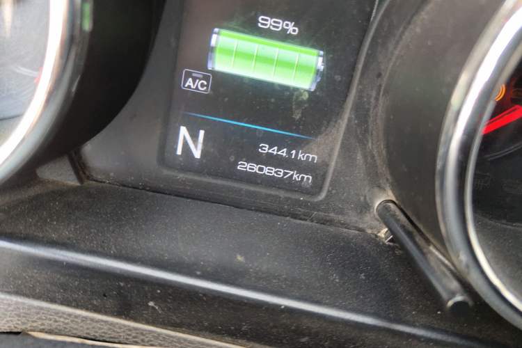 Used Dongfeng Yufeng EM26 2023 High-End Model 41.86 kWh CATL
