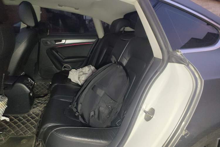 Used Audi A5 2013 Sportback 40 TFSI Left Rear Seat