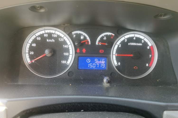 Used Foton Scenic G7 2020 2.4L Commercial Version Long Wheelbase High-Roof 6-Seater Business Vehicle China VI Emission Standard Model 4K22D4M