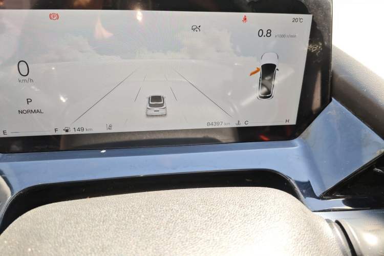 Used CHANGAN OSHAN Z6 2022 Blue Whale 1.5T DCT Smart Edition Odometer Close Up