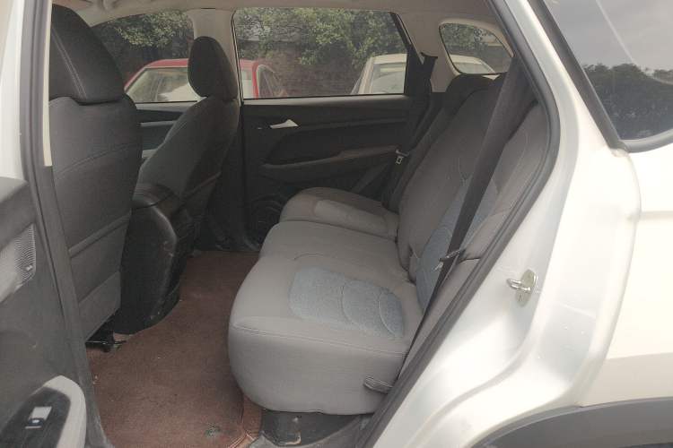 Used Baojun 530 2021 Global Car Anniversary Edition 1.5T Manual Comfort Model 5 Seats
