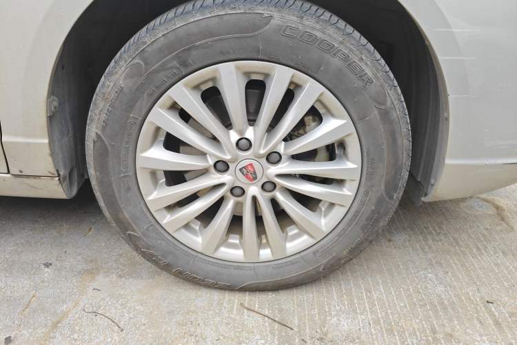 Used Roewe Ei5 2019 Luxury Edition Right Front Wheel Hub