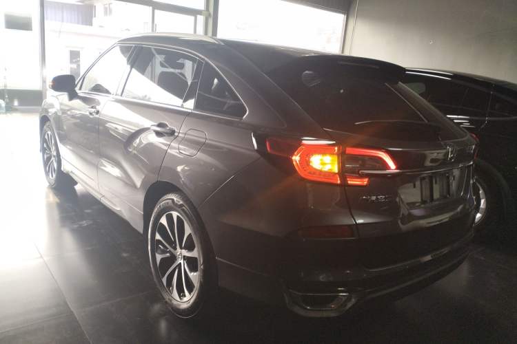 Used Honda Avancier 2017 240TURBO Two-Wheel Drive Premium Edition
