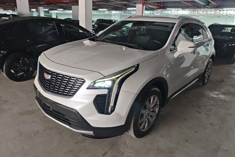 Used Cadillac XT4 2018 28T Two-Wheel-Drive Luxury Model