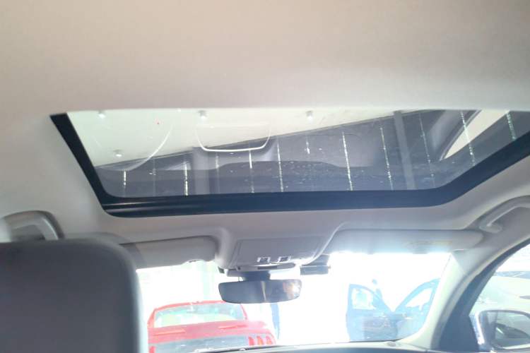 Used Jaguar XEL 2020 2.0T 200 PS S Advanced Elegance Edition
