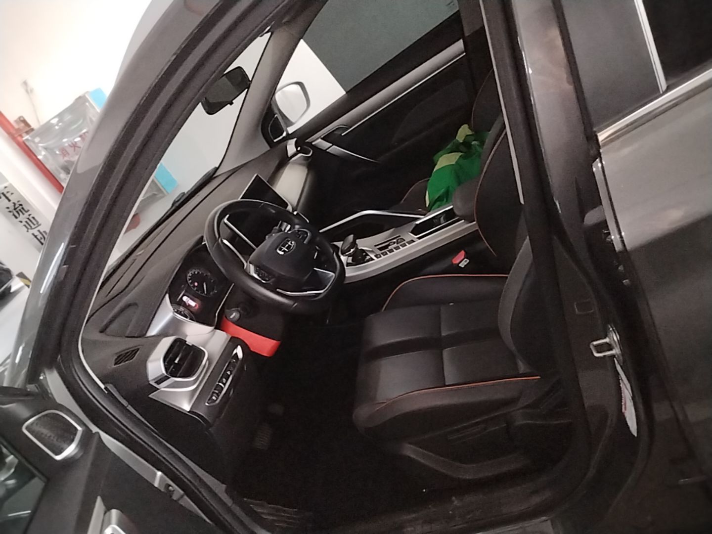 Geely Auto Coolray 2023 1.5T DCT Platinum Edition — снимка 17
