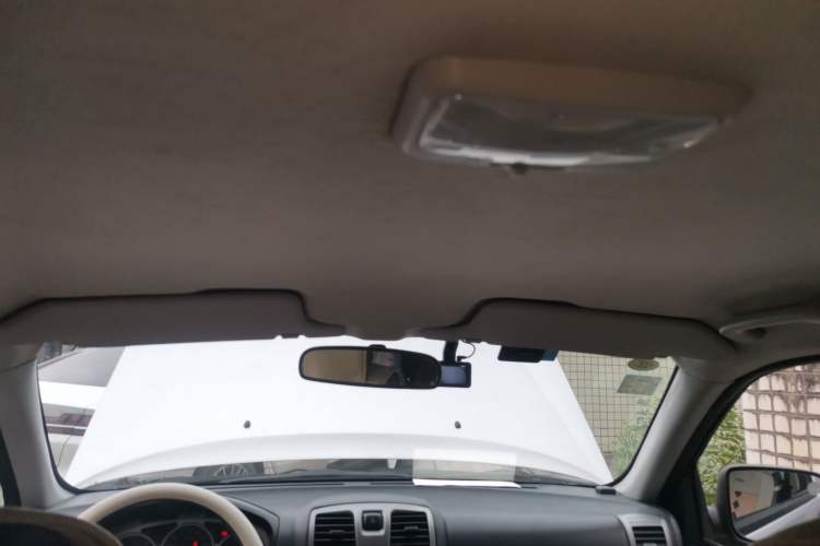 Used Great Wall Wingle 5 2016 2.8T Two-Wheel-Drive Entry-Level GW2.8TC Big Double-Cab GW2.8TC Headliner