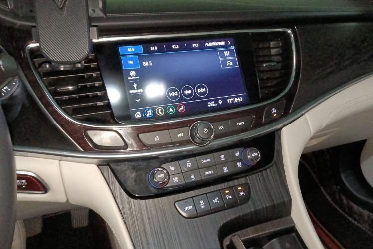 Used Buick LaCrosse 2020 Avenir Avia Flagship Model
