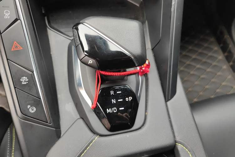 Used Lynk & Co 06 2023 Remix 1.5T Dynamic Halo
