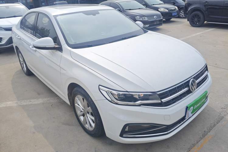 Used Volkswagen Bora 2020 1.5L Automatic Elite Version Front Right 45 Deg