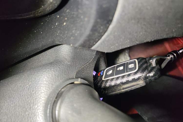 Used HYOSOW S3 2014 1.5L Comfort Version China IV Emission Standard Vehicle Key