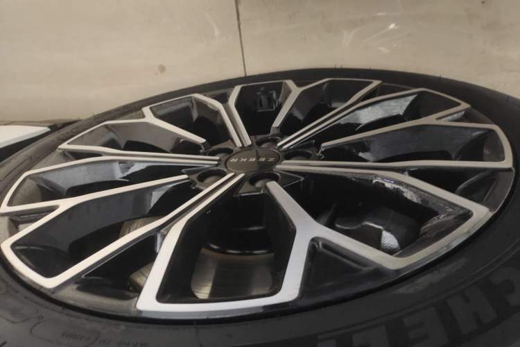 Used Zeekr 007 2024 Rear-Drive Enhanced Version 75 kWh