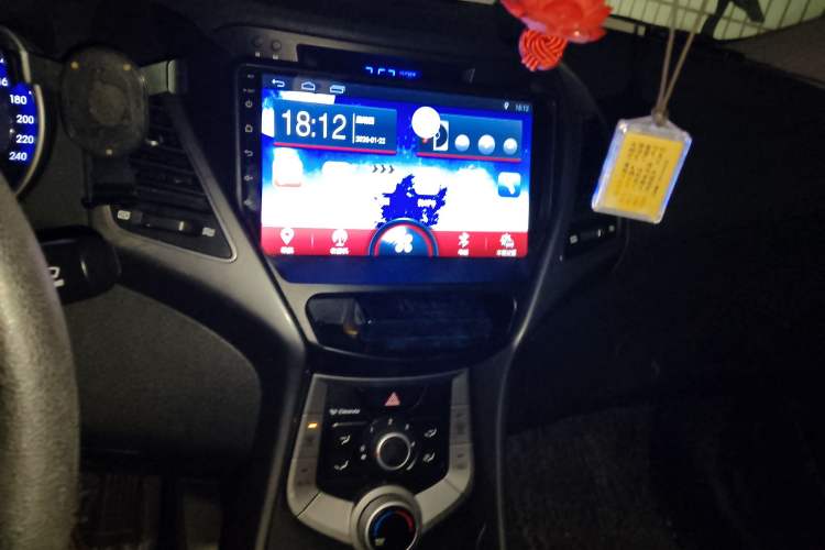 Used Hyundai Elantra (5th Generation / Langdong) 2016 1.6L Automatic Smart Version
