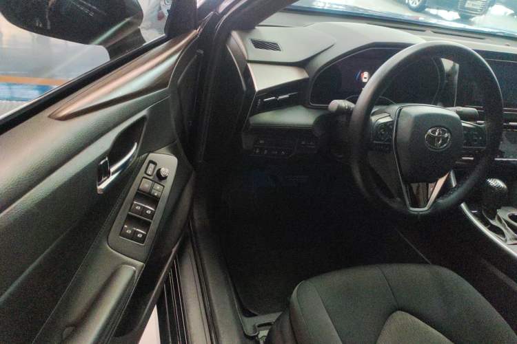 Used Toyota Avalon 2022 2.0L Ambition Edition