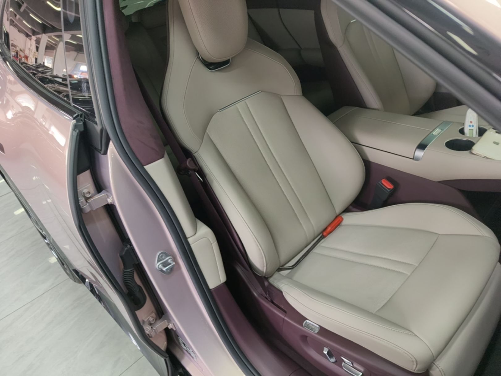 Xiaomi Auto YU7 2025 Ultra-Long Range High-Performance All-Wheel-Drive Max Edition — снимка 19