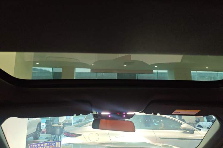 Used Li Auto L8 2023 Pro Model