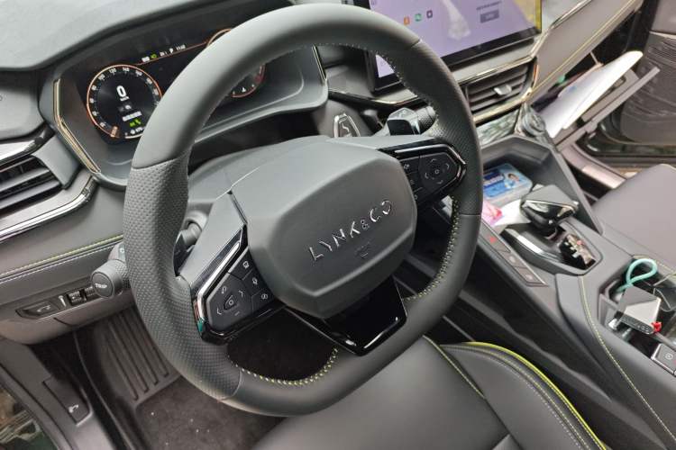 Used Lynk & Co 06 2023 Remix 1.5T Hero