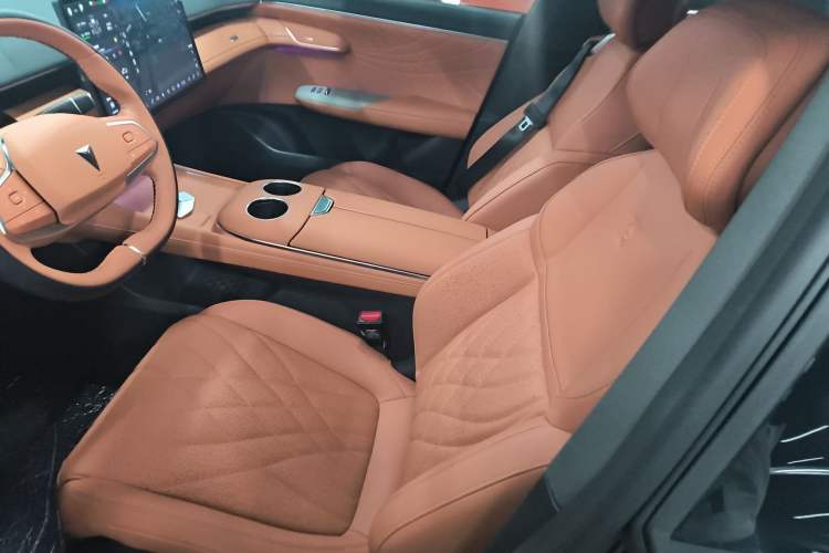 Used Deepal S07 2023 200Max Range-Extended Version
