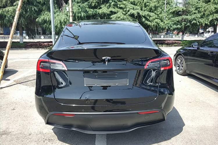 Used Tesla Model Y 2022 Rear-Wheel-Drive Version
