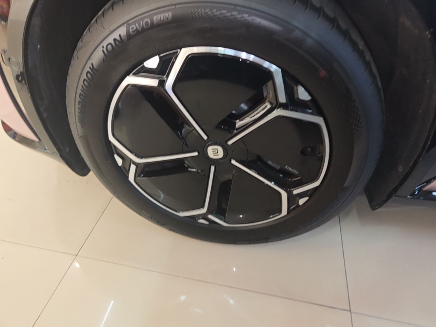 Xiaomi Auto YU7 2025 Ultra-Long Range Rear-Wheel Drive Version — снимка 10