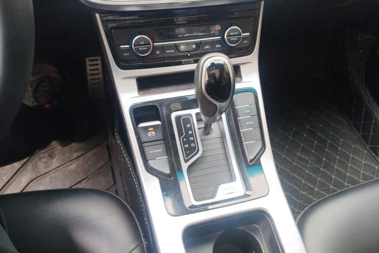 Used Geely Auto Emgrand GS 2019 1.4T CVT Active Gear Lever