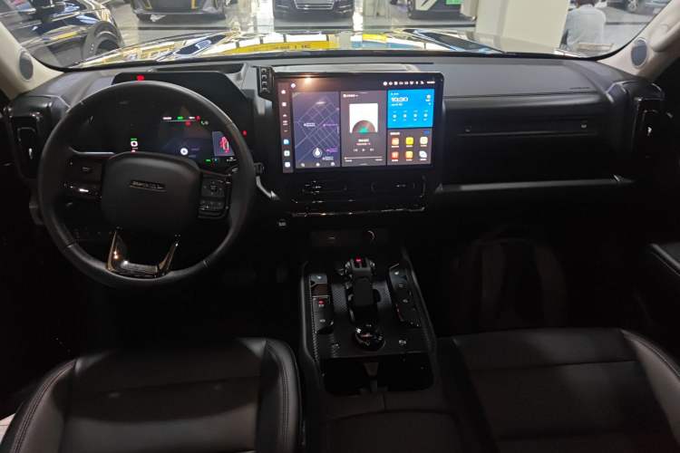 Used Haval Raptor New Energy 2024 Hi4 145 Cross-Over Edition Center Console