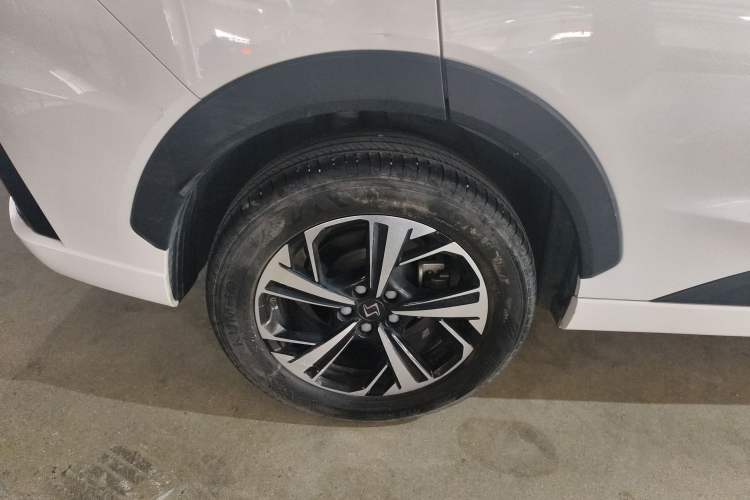 Used SOL QX 2021 300T DCT Deluxe Smart Connectivity Version