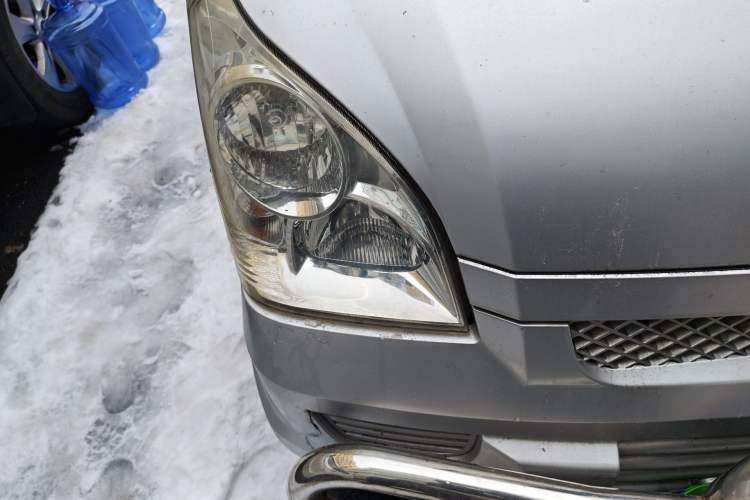 Used Wuling Rongguang 2012 1.2L Extended Basic Version LJY Right Front Headlight