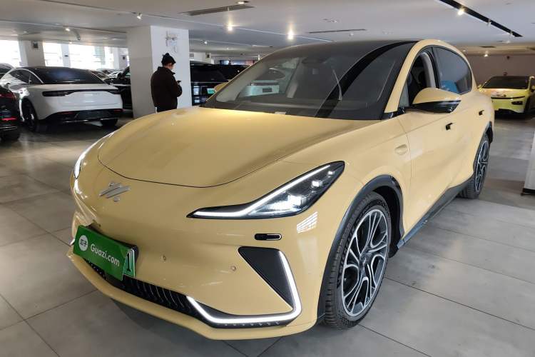 Used IM LS7 2023 100kWh Lux Rear-Drive Version