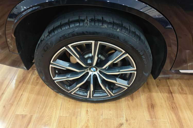 Used BMW X5 2023 xDrive 30Li M Sport Package