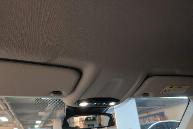 Used MINI Electric MINI COOPER 2025 456km COOPER E Classic Style
