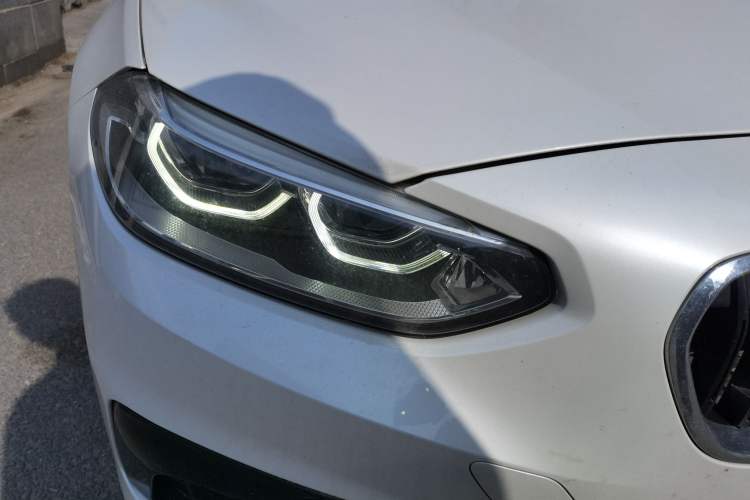 Used BMW 1 Series 2017 118i Sport Edition Right Front Headlight